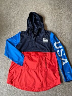 The North Face Anorak Women’s IC USA Windwall Windbreaker Packable Into Its Own
